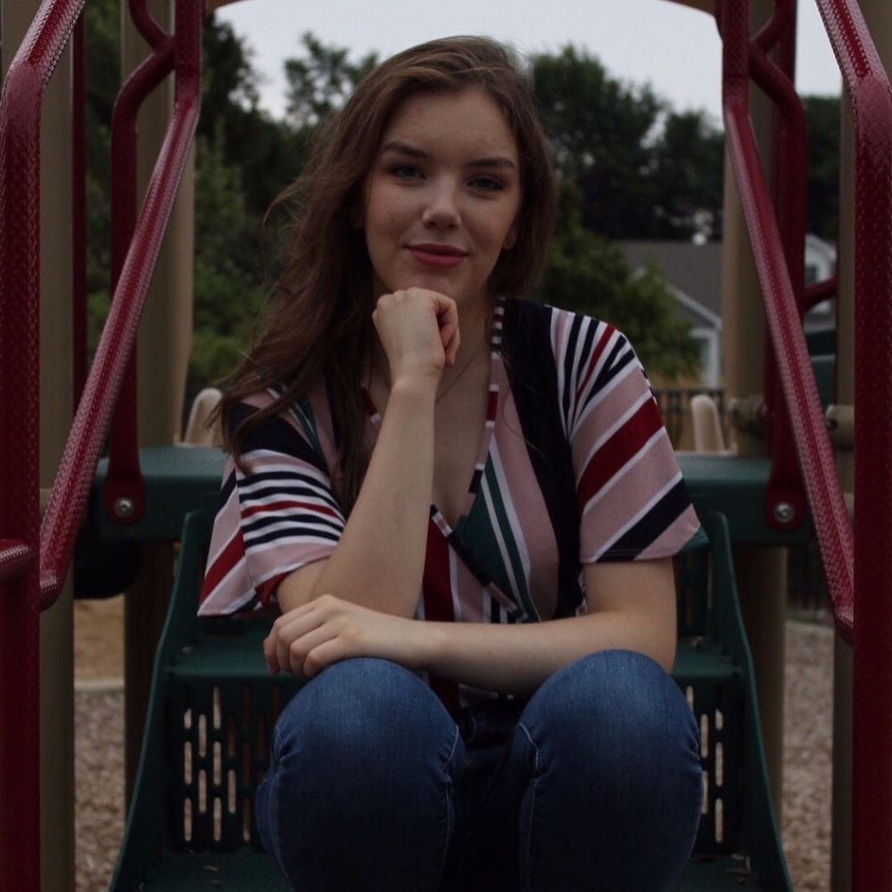 Meet your Posher, Emily